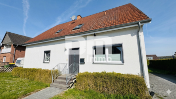 Charmantes Ein- bis Zweifamilienhaus mit großem Garten in begehrter Lage 31079 Sibbesse, Einfamilienhaus